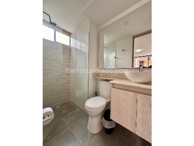 Apartamento de 3 alcobas en venta en Santa Catalina, Itagüí, 73 m² · foto 12 de 16