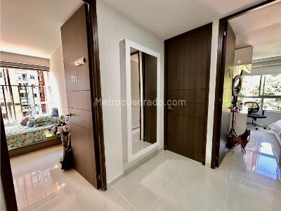 Apartamento en venta en El Poblado, Medellín · foto 14 de 20