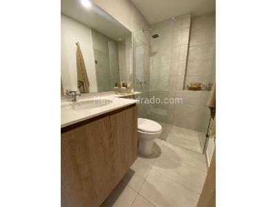 Apartamento de 3 alcobas en venta en El Carmelo, Sabaneta, 80 m² · foto 6 de 11