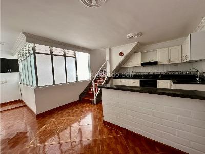 Apartamento de 3 alcobas en venta en Envigado Centro, Envigado, 130 m² · foto 9 de 20