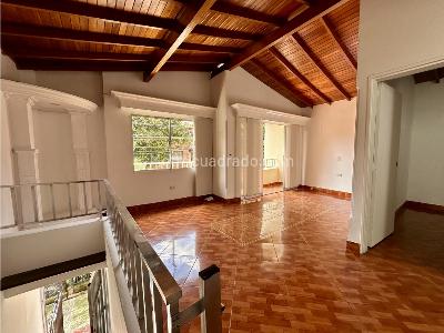 Apartamento de 3 alcobas en venta en Envigado Centro, Envigado, 130 m² · foto 13 de 20