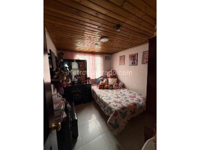 Apartamento de 3 alcobas en venta en Toscana, Bogotá, 48 m² · foto 7 de 7