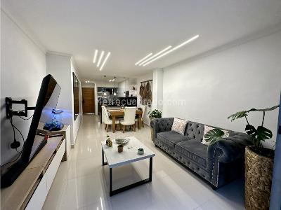 Casa de 3 alcobas en venta en Camino Verde, Envigado, 138 m² · foto 4 de 20