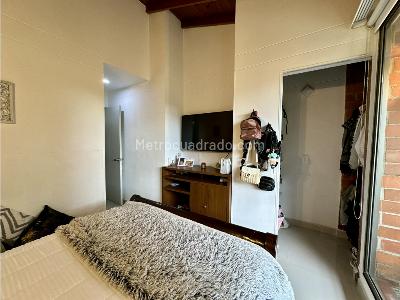 Casa de 3 alcobas en venta en Camino Verde, Envigado, 138 m² · foto 11 de 20