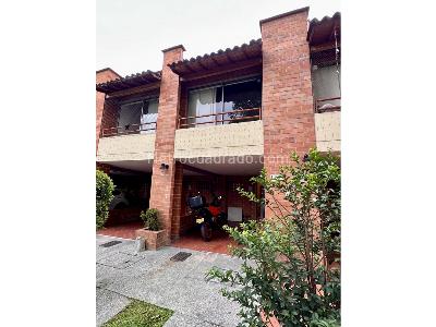 Casa de 3 alcobas en venta en Camino Verde, Envigado, 138 m² · foto 20 de 20