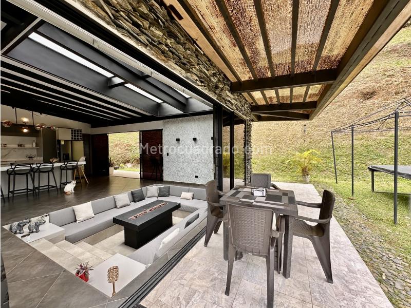 Casa – Sabaneta, San Isidro - Más