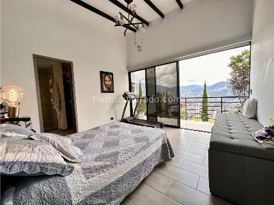 Casa de 4 alcobas en venta en Las Lomitas, Sabaneta, 1100 m² · foto 11 de 16