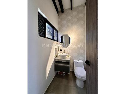 Casa de 4 alcobas en venta en Las Lomitas, Sabaneta, 1100 m² · foto 14 de 16