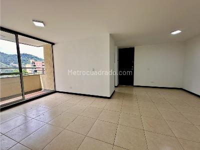 Apartamento de 3 alcobas en venta en Ditaires, Itagüí, 76 m² · foto 8 de 14