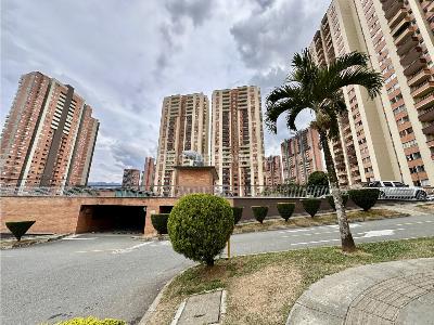 Apartamento de 3 alcobas en venta en Ditaires, Itagüí, 76 m² · foto 12 de 14