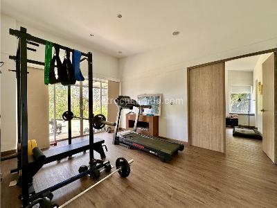 Casa de 5 alcobas en venta en Loma El Escobero, Envigado, 223 m² · foto 14 de 20