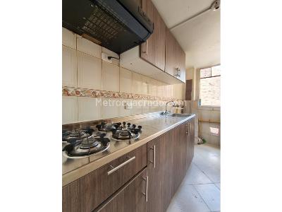 Apartamento en venta en Tibabuyes, Bogotá · foto 3 de 13