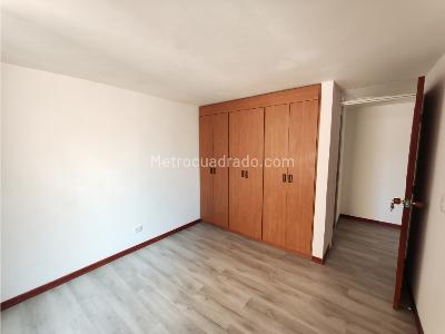 Apartamento en venta en Tibabuyes, Bogotá · foto 8 de 13