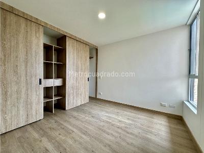 Apartamento de 2 alcobas en venta en Itagui Ditaires, Itagüí, 62 m² · foto 4 de 20