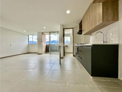 Apartamento de 2 alcobas en venta en Itagui Ditaires, Itagüí, 62 m² · foto 10 de 20
