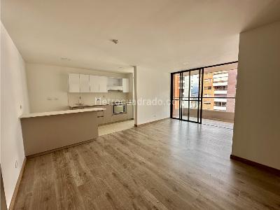 Apartamento de 2 alcobas en venta en El Carmelo, Sabaneta, 70 m² · foto 3 de 20