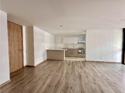 Apartamento de 2 alcobas en venta en El Carmelo, Sabaneta, 70 m² · foto 5 de 20