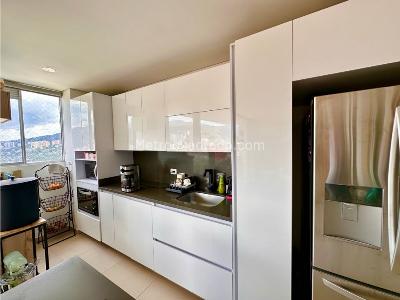Apartamento en venta en Santa Catalina, Itagüí · foto 5 de 20