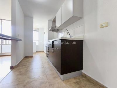 Apartamento de 3 alcobas en venta en Cabañas, Bello, 91 m² · foto 3 de 20
