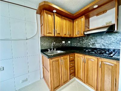 Apartamento en venta en San Antonio De Prado, Medellín · foto 5 de 18