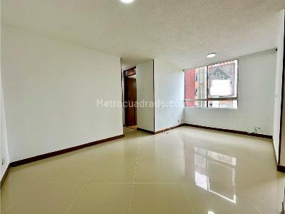 Apartamento en venta en San Antonio De Prado, Medellín · foto 2 de 18