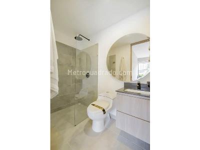 Apartamento de 3 alcobas en venta en Chimeneas, Itagüí, 63 m² · foto 10 de 19