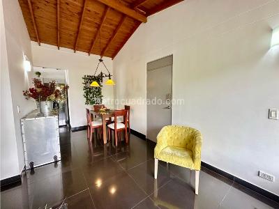 Apartamento en venta en Loma Del Esmeraldal, Envigado · foto 2 de 20
