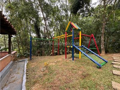 Apartamento en venta en Loma Del Esmeraldal, Envigado · foto 18 de 20