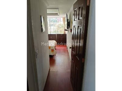 Apartamento en venta en Mazuren, Bogotá · foto 3 de 17
