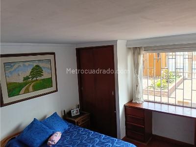 Apartamento en venta en Mazuren, Bogotá · foto 9 de 17