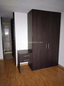 Apartamento de 3 alcobas en venta en Aures Corinto, Bogotá, 66 m² · foto 3 de 20