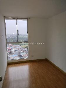Apartamento de 3 alcobas en venta en Aures Corinto, Bogotá, 66 m² · foto 7 de 20