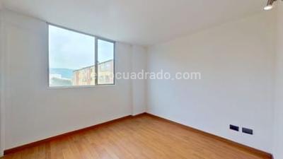 Apartamento de 3 alcobas en venta en Plaza Baviera Iv, Bogotá, 56 m² · foto 13 de 20