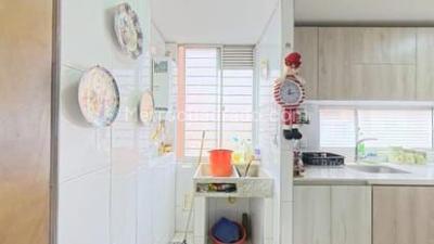 Apartamento de 3 alcobas en venta en Nueva Santa Barbara, Bogotá, 107 m² · foto 9 de 20