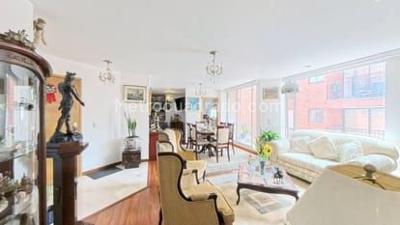 Apartamento de 3 alcobas en venta en Nueva Santa Barbara, Bogotá, 107 m² · foto 17 de 20