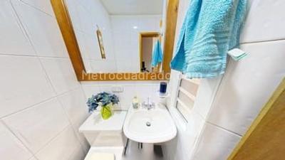 Apartamento de 3 alcobas en venta en Nueva Santa Barbara, Bogotá, 107 m² · foto 7 de 20