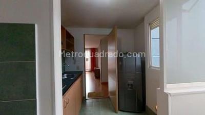 Apartamento de 3 alcobas en venta en Altamonte, Bogotá, 68 m² · foto 18 de 20
