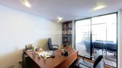 Apartamento de 2 alcobas en venta en Chico El Lago, Bogotá, 95 m² · foto 7 de 20