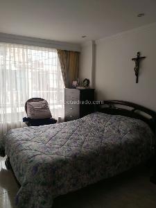 Casa de 4 alcobas en venta en Lombarda, Bogotá, 131 m² · foto 4 de 20