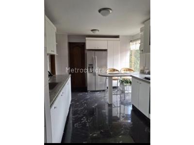 Apartamento de 3 alcobas en arriendo en Provenza/ Gratamira, Bogotá, 205 m² · foto 9 de 20