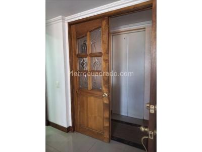 Apartamento de 3 alcobas en arriendo en Provenza/ Gratamira, Bogotá, 205 m² · foto 12 de 20