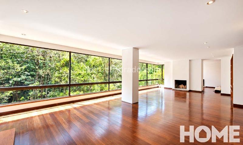 Apartamento en Arriendo, LAS ROSALES, Bogotá D.C.