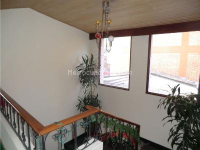 Casa de 5 alcobas en venta en Rincon De Santa Barbara Reservado, Bogotá, 600 m² · foto 13 de 20