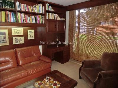 Casa de 5 alcobas en venta en Rincon De Santa Barbara Reservado, Bogotá, 600 m² · foto 16 de 20