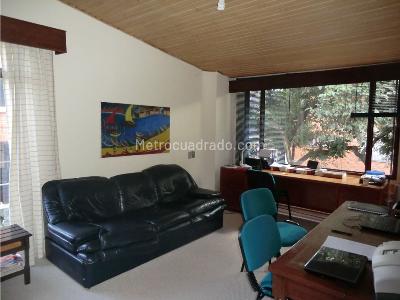 Casa de 5 alcobas en venta en Rincon De Santa Barbara Reservado, Bogotá, 600 m² · foto 18 de 20