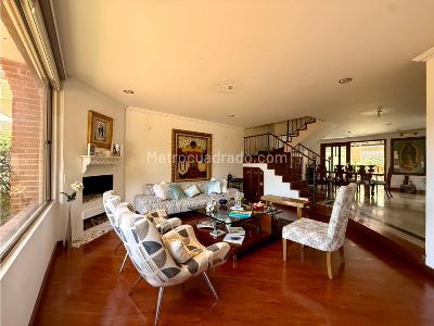 Casa de 5 alcobas en venta en Chia, Chía, 310 m² · foto 2 de 20