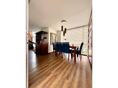 Casa de 3 alcobas en venta en Chia, Chía, 201 m² · foto 4 de 20