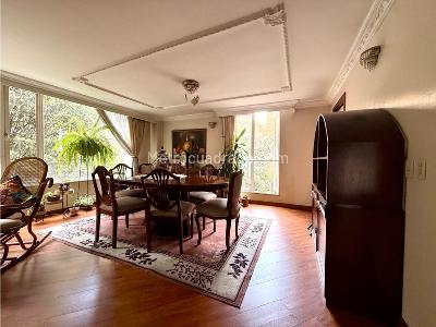 Apartamento de 4 alcobas en venta en Pasadena, Bogotá, 117 m² · foto 3 de 12