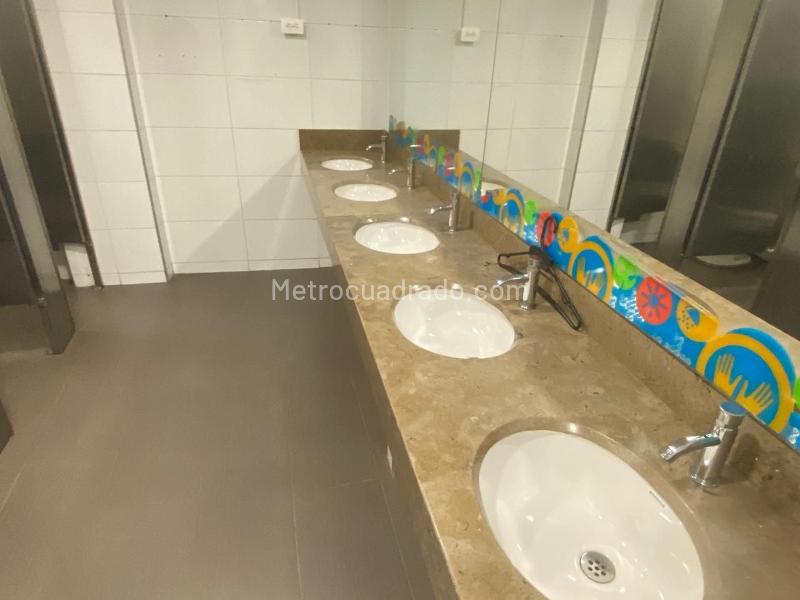 Bodega en Arriendo, EL TOBERIN, Bogotá D.C. - Más