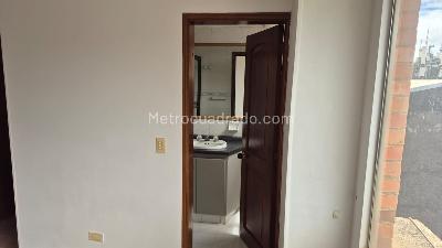 Apartamento de 3 alcobas en venta en Caobos Cedritos, Bogotá, 115 m² · foto 4 de 20